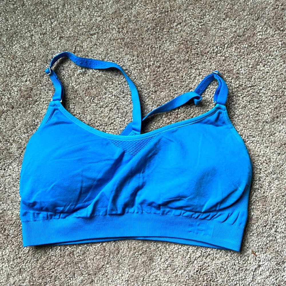 Under Amour Stretchy Sports Bra with Adjustable Straps
